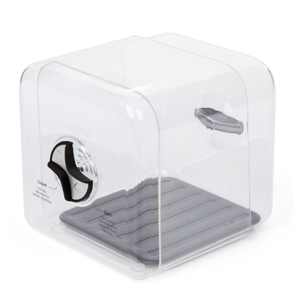 Progressive ProKeeper+ Adjustable Bread Bin For Fresh Longer- Adjustable Air Vent/ Includes Cutting Board