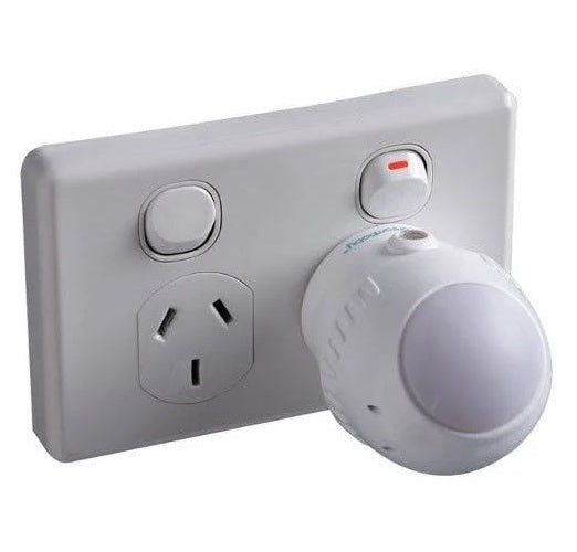 DreamBaby LED Auto Sensor Rotating Swivel Night Light- Baby Nursery Dream