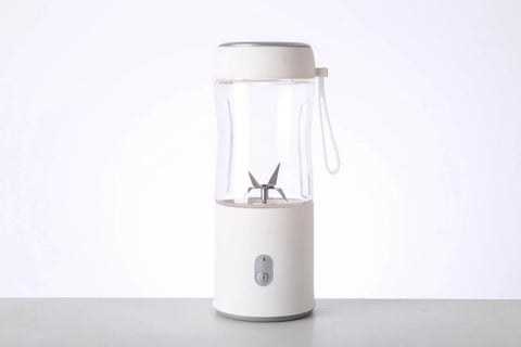 BPA Free Rechargeable Mini Portable Juice Vegetables Blender, Mixer and Shaker